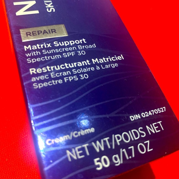 Matrix Support w Sunscreen Broad spectrum SPF 30 1.7 oz - Picture 1 of 4